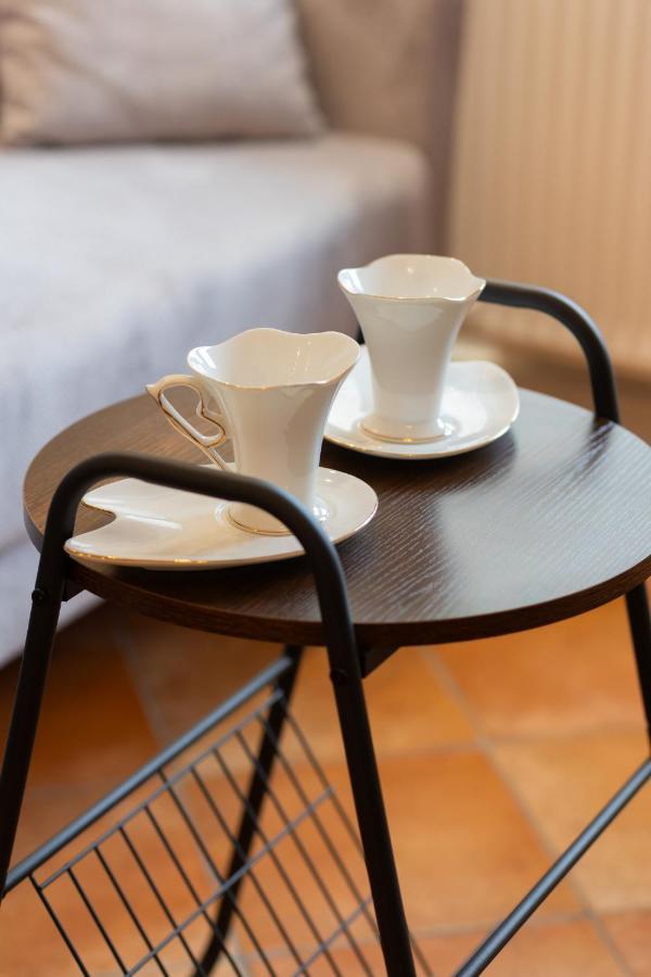Cozy Apartment With Parking In Warsaw Ursus By Noclegi Renters Eksteriør billede