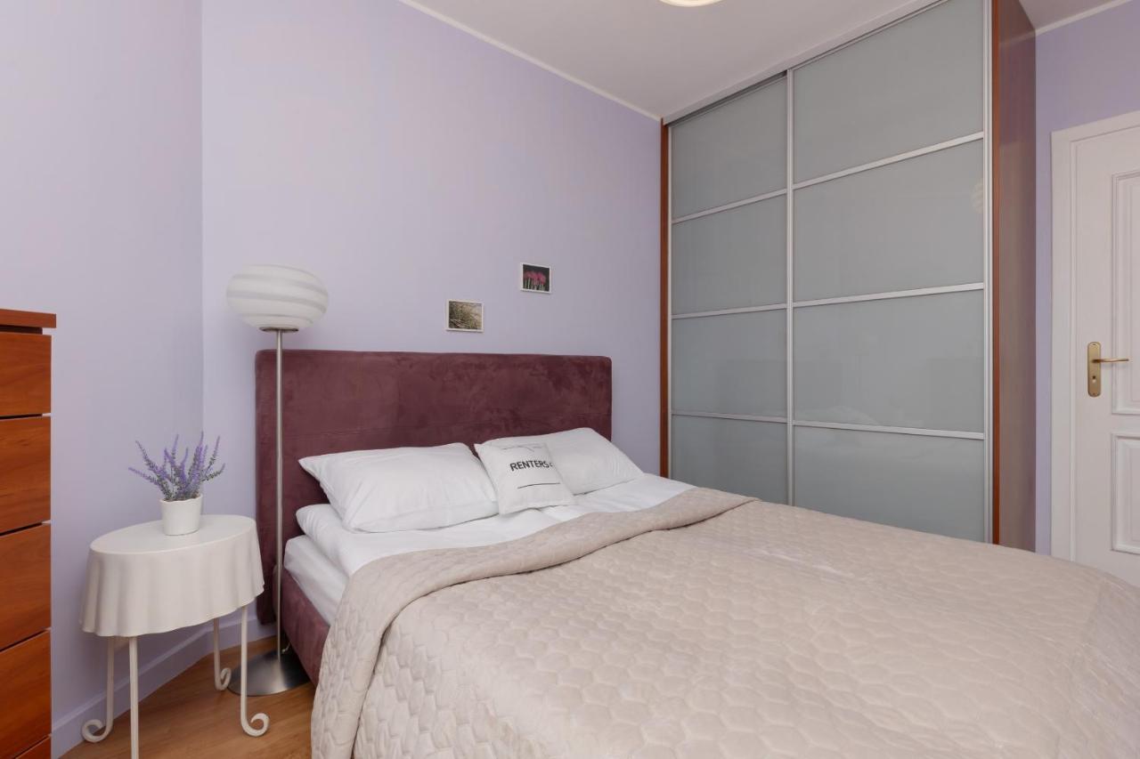 Cozy Apartment With Parking In Warsaw Ursus By Noclegi Renters Eksteriør billede