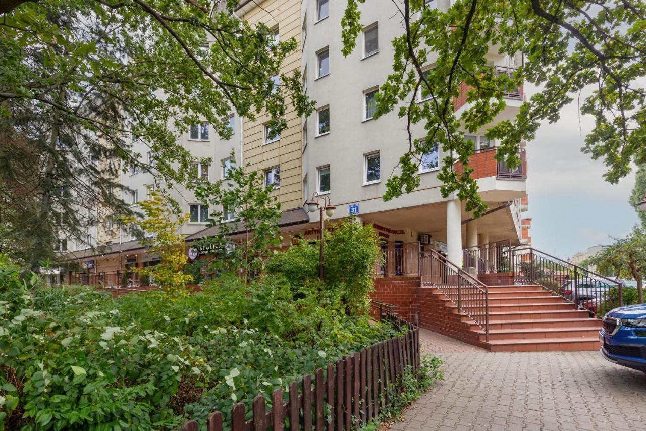 Cozy Apartment With Parking In Warsaw Ursus By Noclegi Renters Eksteriør billede